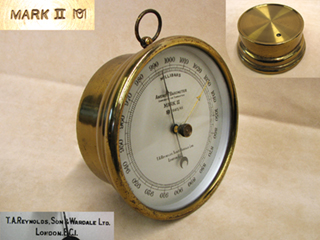 WW2 period Mark II Meteorological Office aneroid barometer



by T.A REYNOLDS, SON & WARDALE LTD
